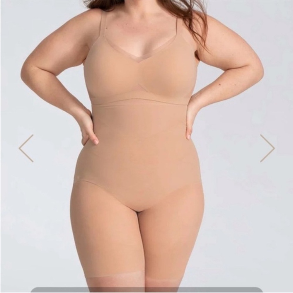 HoneyLove Sand Tan SuperPower Short Compression Shapewear